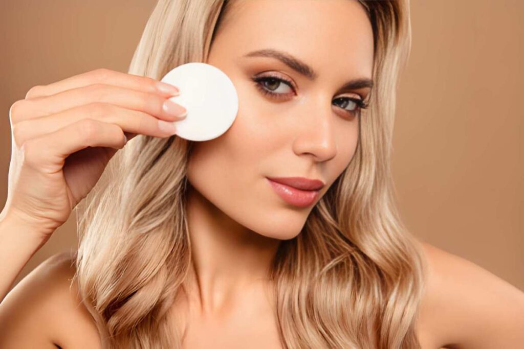 5 Game-Changing Eye Makeup Removers Dermatologists Swear By in 2026 Eye Makeup Removers